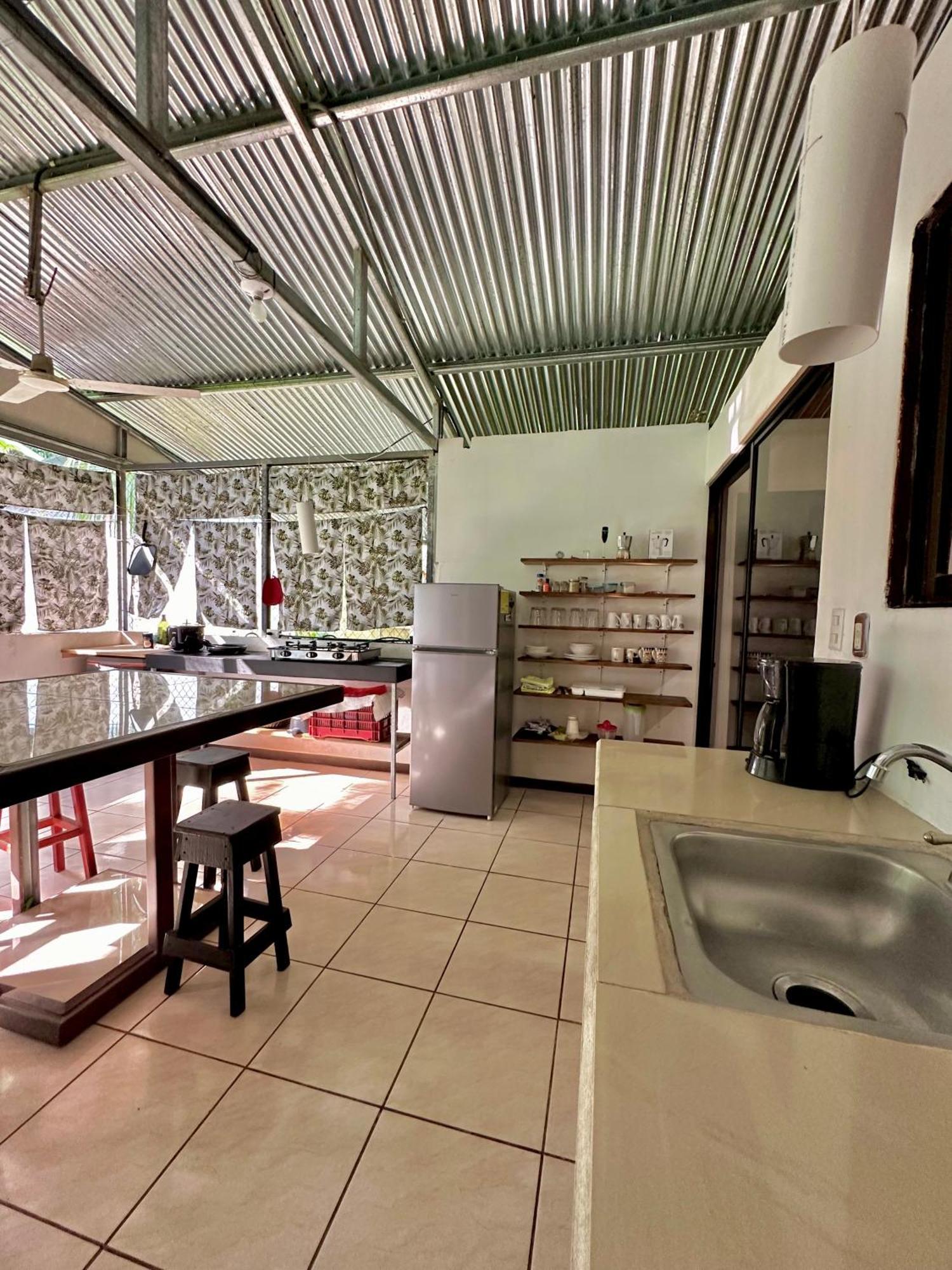 Casa Familiar Mono Congo