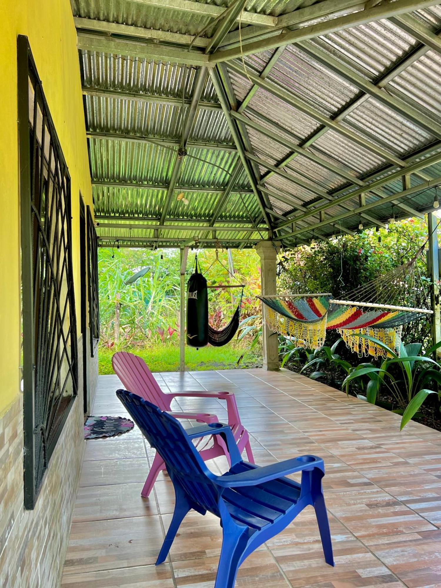 Casa Familiar Mono Congo Holiday home *