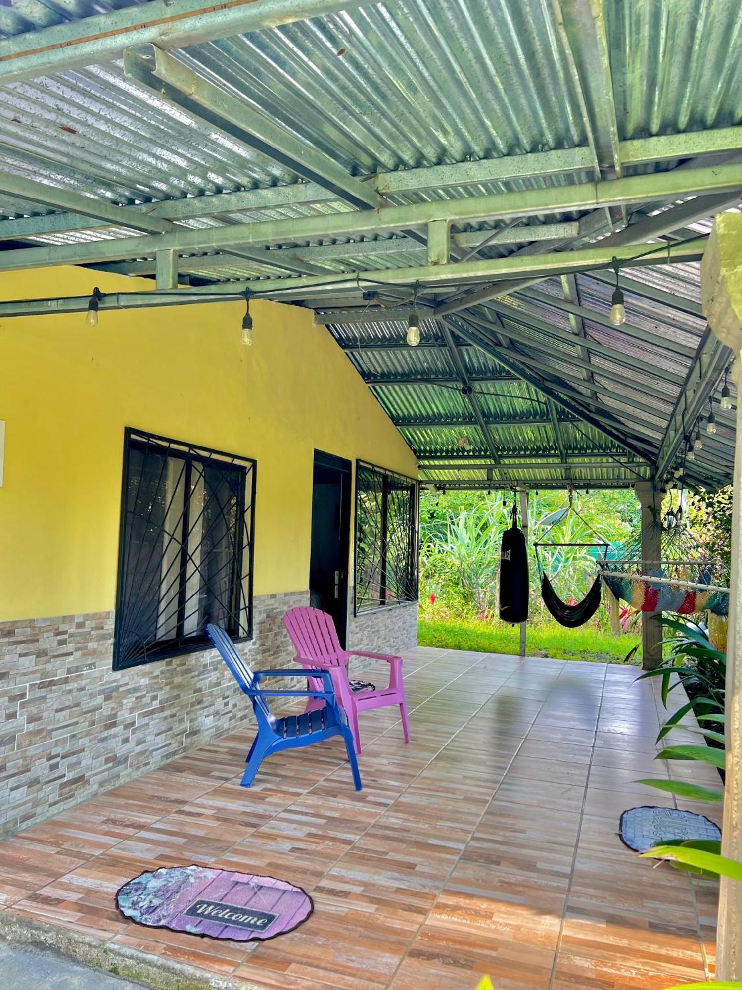 Casa Familiar Mono Congo *